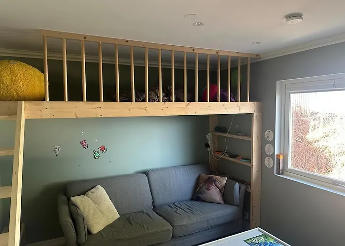 Large, Spacious Single-family With Good Views بيت للعطل
