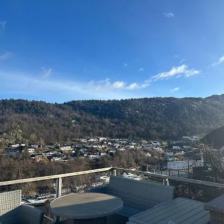 Large, Spacious Single-family With Good Views Casa de Férias Bergen